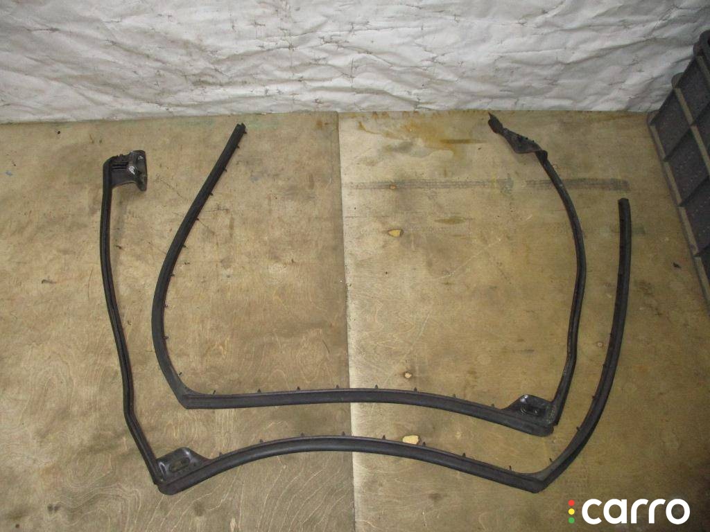 Уплотнитель Audi A8 D4/4H 2009-2014, седан, левый руль, 4H0839717B, фото 1