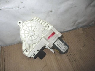 Моторчик стеклоподъемника задний правый Audi A6 C6/4F 2004-2008, седан, левый руль, 4F0959802A