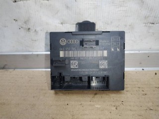 Блок управления двери задней левой Audi Q5 8R 2008-2012, 8K0959795F
