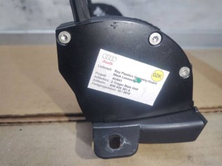 Накладка декоративная на торпедо, ориг. номер 4H0858381A, Audi A8 D4/4H 2009-2014