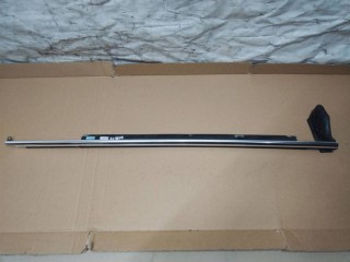 Уплотнитель Audi A8 D4/4H 2009-2014, седан, левый руль, 4H0853284B2ZZ