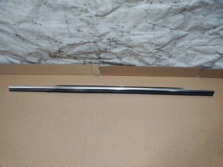 Уплотнитель Audi A8 D4/4H 2009-2014, седан, левый руль, 4H0853763B2ZZ