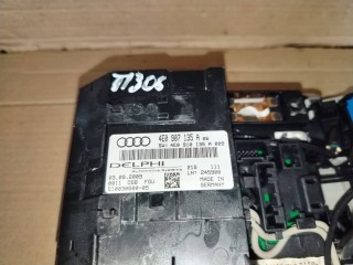 Фонарь салона (плафон), ориг. номер 4E0907135A., 4E0910135A, 4E0947097AK9NQ, Audi A8 D3/4E [2-й рестайлинг] 2007-2010