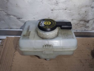 Бачок тормозной жидкости Audi A4 B8/8K 2007-2012, 8K0611301A
