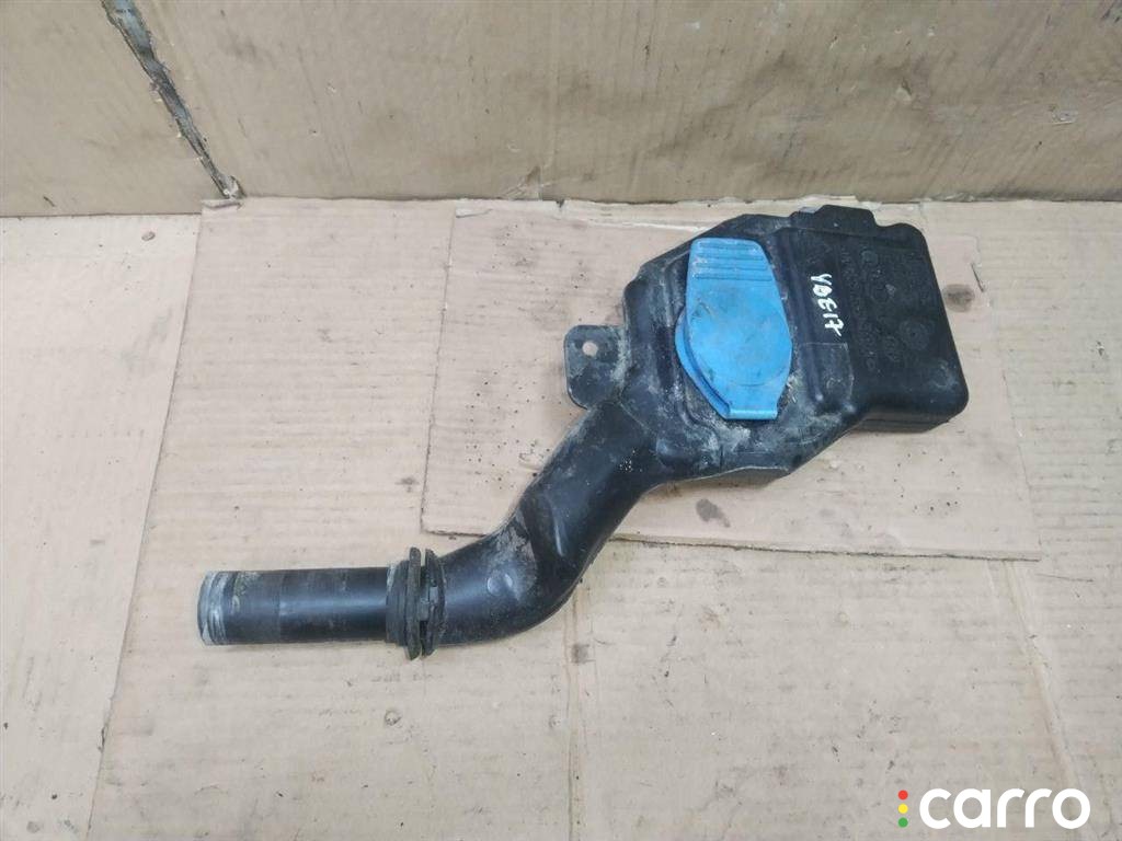 8T1955463B Горловина бачка омывателя Audi A4 B8/8K 2011г. - фото №1