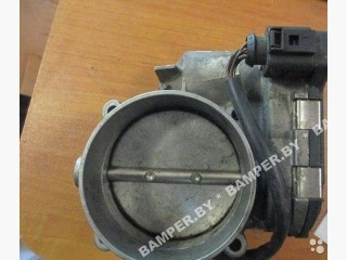 Заслонка дроссельная Audi A4 2000-2006, 4.2 л, бензин, 077133061A