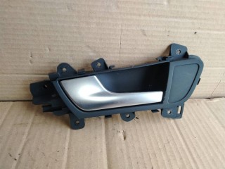 Ручка внутренняя задняя левая Audi A4 B8/8K 2007-2012, седан, левый руль, 8K0839019D