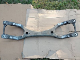 Балка подвески задняя Audi Q7 4L 2005-2009, 7L8512369