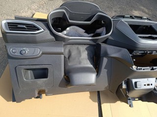 панель передняя салона (торпедо), Chevrolet TrailBlazer 3 поколение 2019-2023