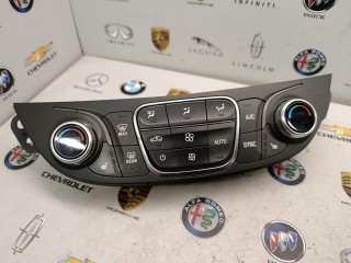 блок управления печки/климат-контроля, ориг. номер 84684288, Chevrolet Malibu 9 поколение [рестайлинг] 2018-2026