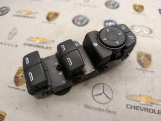 блок управления стеклоподъемниками передней левой, ориг. номер 84513464, GMC Terrain 2 2017-2021