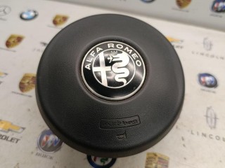 подушка безопасности водителя, ориг. номер 01561382980, Alfa Romeo Giulia 2 2015-2020
