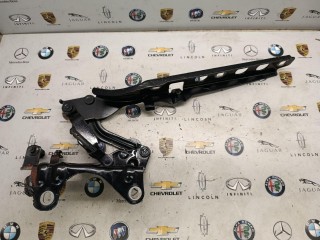 петля капота левая, ориг. номер 95B823301F, Porsche Macan  [2-й рестайлинг] 2021-2024