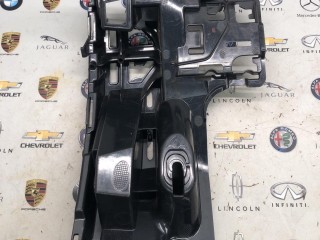 кронштейн крепления бампера заднего правый, ориг. номер 95B807572D, Porsche Macan 1 поколение [2-й рестайлинг] 2021-2024