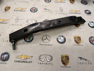 кронштейн (крепление) правый, ориг. номер 95B805528, Porsche Macan 1 поколение [2-й рестайлинг] 2021-2024