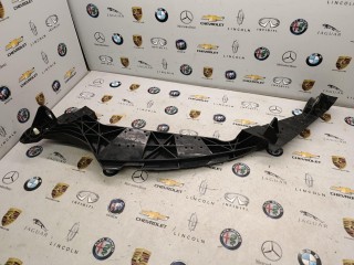 кронштейн крепления бампера переднего правый, ориг. номер 95B807890F, Porsche Macan 1 поколение [2-й рестайлинг] 2018-2021