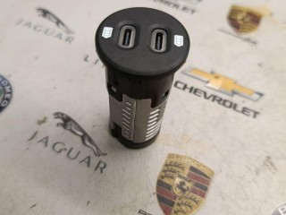 разъем AUX / USB Porsche Macan 1 поколение [2-й рестайлинг] 2021-2024, 95B035252H