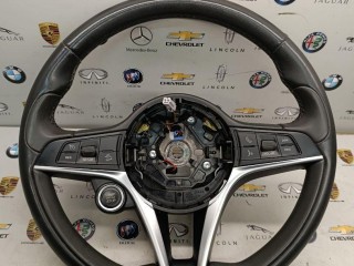 руль Alfa Romeo Stelvio 1 поколение 2016-2020, 01561247300