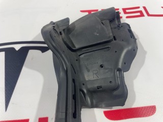 уплотнитель двери передней, ориг. номер 6009594-00-D, Tesla Model S 2012-2016