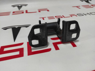 петля двери, ориг. номер 6009555-00-F, Tesla Model S  [2-й рестайлинг] 2021-2026