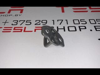 Петля замка двери, ориг. номер 1107262-00-C, Tesla Model 3 2017-2021