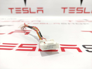 разъем (фишка) проводки, Tesla Model 3 2017-2021