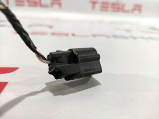 разъем (фишка) проводки, ориг. номер 1009096-00-G, Tesla Model S 2012-2016