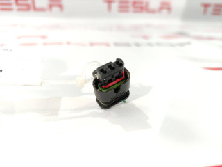 разъем (фишка) проводки, Tesla Model X 2015-2021