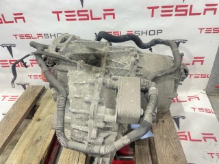 Электродвигатель Tesla Model 3  2017-2021