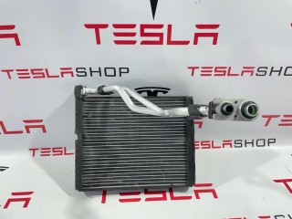 радиатор отопителя (печки), ориг. номер 1099999-00-H, Tesla Model 3 2017-2021
