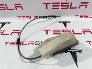 Замок двери передней правой Tesla Model 3 2017-2021