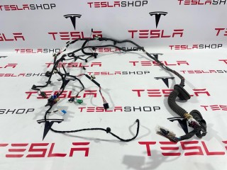 Электропроводка двери Tesla Model 3 2017-2021
