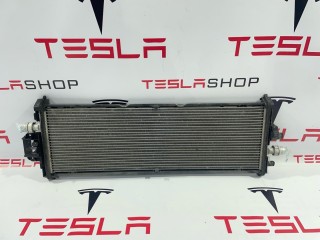 радиатор основной, ориг. номер 1077082-00-C, Tesla Model 3 2017-2021