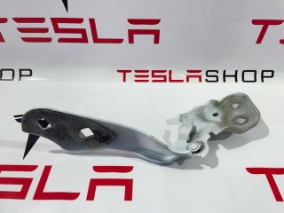 Петля капота левая Tesla Model 3 2017-2021