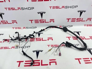 Проводка крышки багажника Tesla Model 3 2017-2021