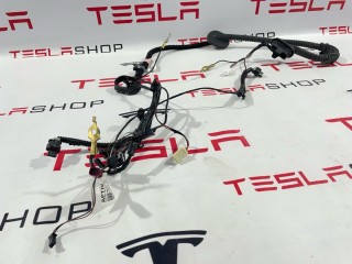 Проводка крышки багажника, ориг. номер 1068789-00-G, Tesla Model 3 2017-2021