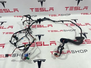 Электропроводка двери Tesla Model 3 2017-2021