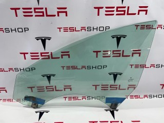 стекло двери передней левой, ориг. номер 1077900-99-A, Tesla Model 3 2017-2021