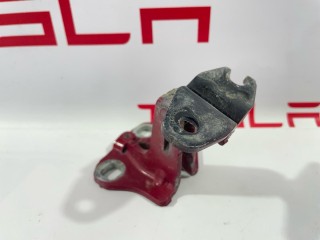 Петля двери Tesla Model 3 2017-2021