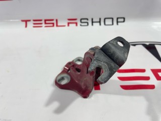 Петля двери Tesla Model 3 2017-2021
