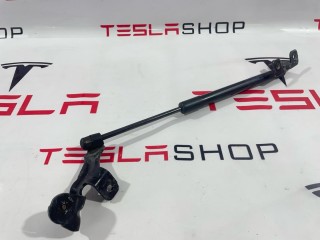 Амортизатор капота Tesla Model 3 2017-2021