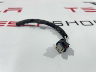 Разъем (фишка) проводки Tesla Model 3 2017-2021