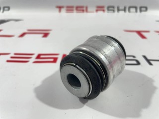 Сайлентблок переднего рычага Tesla Model S 2016-2021
