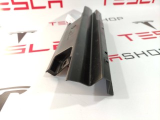 прочая запчасть, ориг. номер 1009174-00-E, Tesla Model S 2012-2016