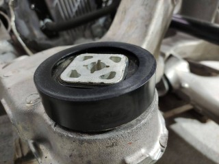 Шайба подрамника, ориг. номер 1067846-00-A, 1067846-00-B, Tesla Model S 2012-2016
