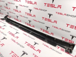 Накладка порога рокерной панели, ориг. номер 1034219-00-B, Tesla Model X 2015-2021