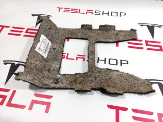 Коврик кронштейна центральной консоли, ориг. номер 1072407-00-A, Tesla Model X 2015-2021