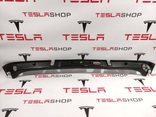 Облицовка проема багажника, ориг. номер 1047885-00-C, 1047885-00-A, Tesla Model X 2015-2021