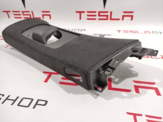 Накладка стойки B, внутренняя, ориг. номер 103591-04-C, Tesla Model X 2015-2021