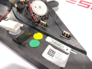 Накладка стойки А, ориг. номер 1050724-00-A, 1035939-04-E, Tesla Model X 2015-2021